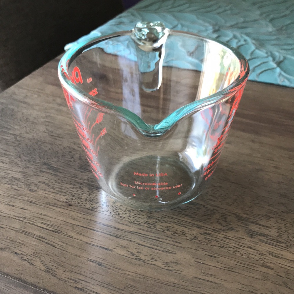 Pyrex Metric Glass Measuring Cup - Picture 2 of 6